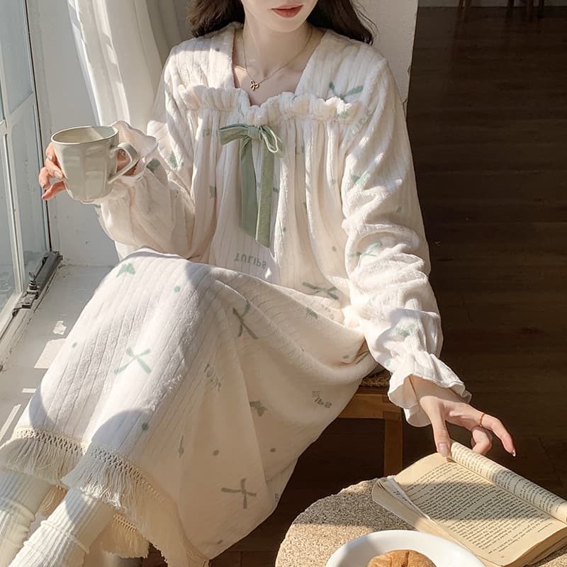 レディース ルームウェア 花柄フリル襟パジャマワンピース長袖部屋着